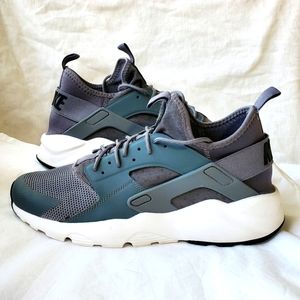 nike scarpe air huarache run ultra blu سهم التصنيع نقي Best 25+ Deals for Mens Nike Air Huarache Ultra | Poshmark سهم التصنيع نقي